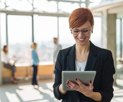 Businesswoman, Tablet, cloud, IT Services, Konica-Minolta, Supreme Office Technology
